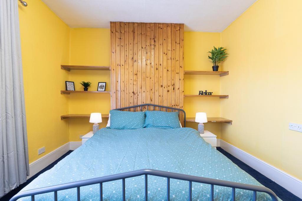 Apartamento Barking Road Comfy House Londres Exterior foto